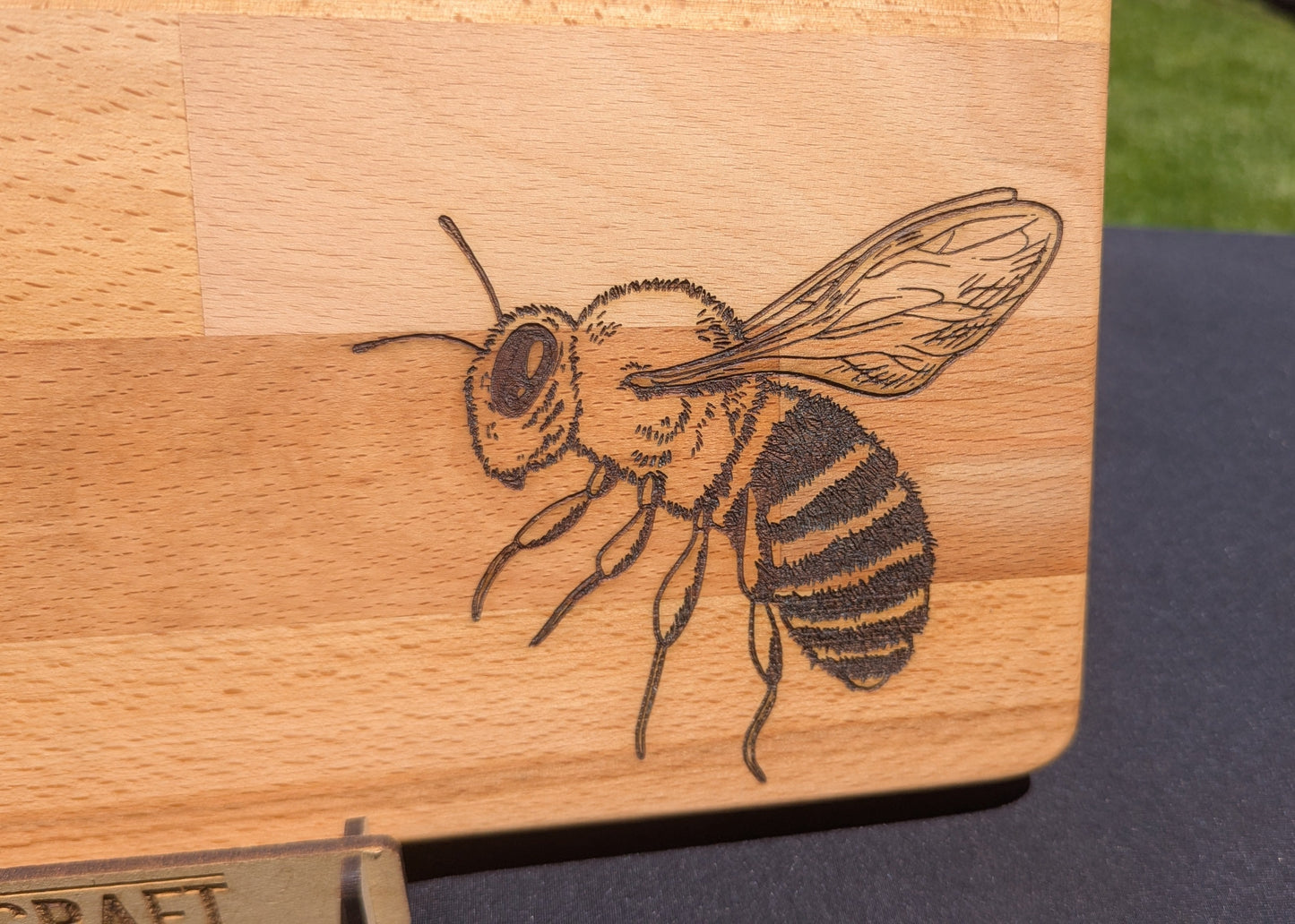 Bee Serving Board