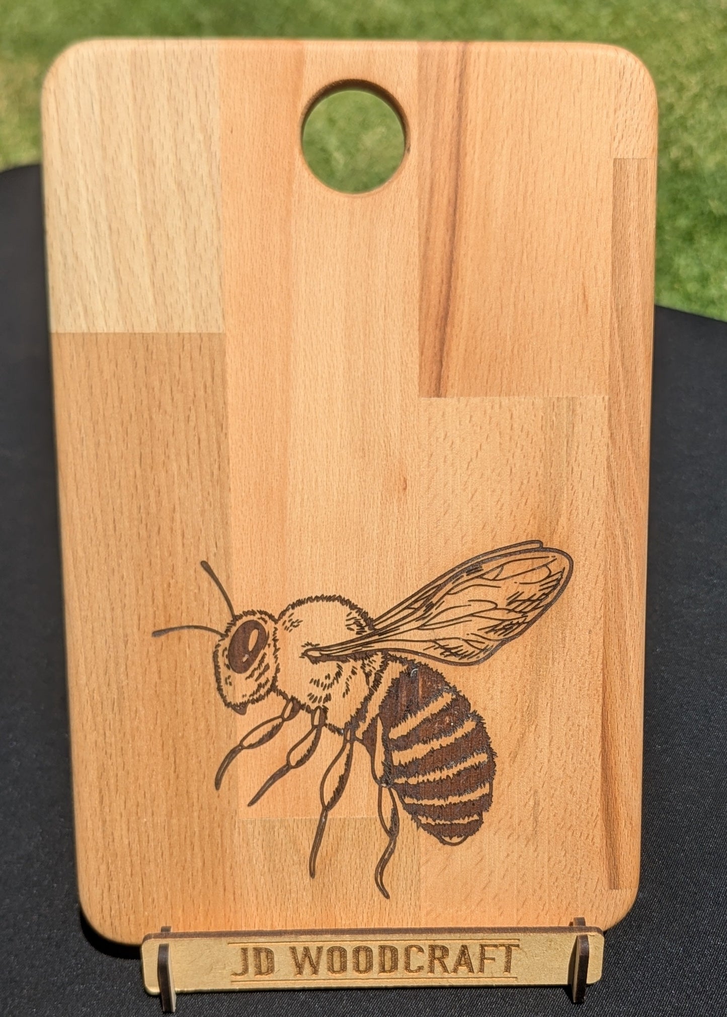 Bee Serving Board